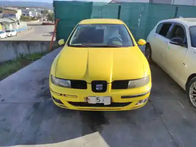 Здавання транспортного засобу seat leon (1m1) g-bcb року 2003 потужний bcb