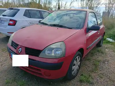 Scrapping Vehicle renault clio ii fase ii (b/cb0) d4f712 of the year 2004 powered d4f712