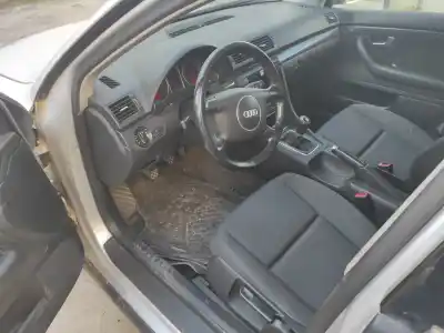 Здавання транспортного засобу audi a4 b6 (8e2) 1.9 tdi року 2001 потужний awx