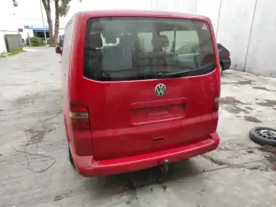 Здавання транспортного засобу volkswagen t5 transporter furgón/combi (7h) axd року 2015 потужний axd