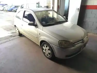Здавання транспортного засобу opel corsa c g-z12xe року 2001 потужний z12xe