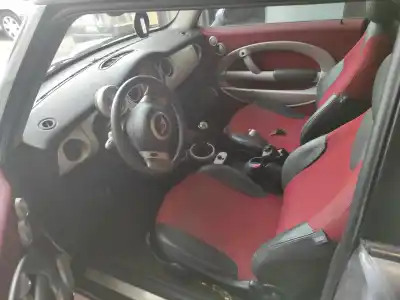 Scrapping Vehicle mini mini (r50,r53) g-w10b16a of the year 2002 powered w10b16a
