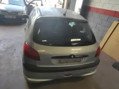 Здавання транспортного засобу peugeot 206 cc nfu(tu5jp4) року 2001 потужний nfu