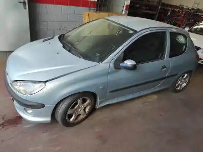 Здавання транспортного засобу peugeot 206 cc nfu(tu5jp4) року 2001 потужний nfu