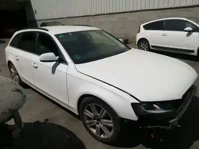 Veículo de Sucata audi a4 b8 avant (8k5) 2.0 tfsi do ano 2011 alimentado cdnc