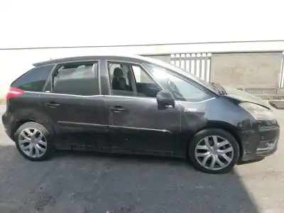 Veículo de Sucata citroen c4 picasso i monospace (ud_) 2.0 hdi 138 do ano 2008 alimentado rhj