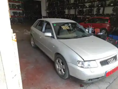 Véhicule à la ferraille audi                                               a3 (8l)                                                                                                                                                                                                                                                    axr                                                                                                                                                                                                                                                        de l'année 2004 alimenté axr