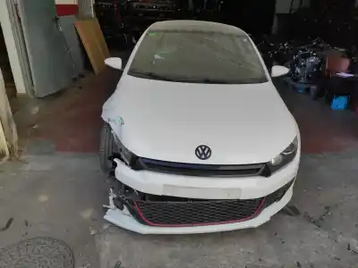 Vehicul casat VOLKSWAGEN SCIROCCO III (137, 138)  al anului 2011 alimentat CFHC
