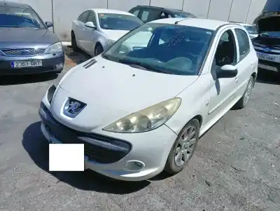 Vehículo de desguace PEUGEOT 206+ (2L_, 2M_)  del año 2012 con motor 8HR