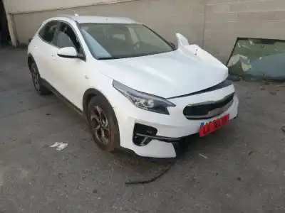 Véhicule à la ferraille KIA XCEED (CD)  de l'année 2021 alimenté G3LE