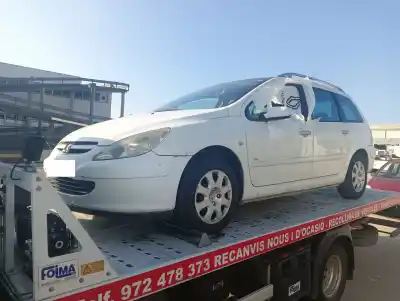 Véhicule à la ferraille PEUGEOT 307 BREAK (3E)  de l'année 2005 alimenté RHY