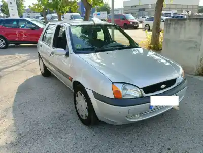 Veículo de Sucata FORD FIESTA BERLINA (DX)  do ano 2001 alimentado J4R