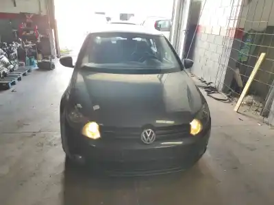 Veículo de Sucata VOLKSWAGEN GOLF VI (5K1)  do ano 2009 alimentado CBDC