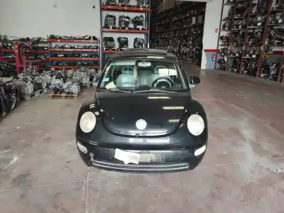 Véhicule à la ferraille VOLKSWAGEN NEW BEETLE BERLINA (9C1/1C1)  de l'année 1999 alimenté AQY