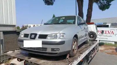 Véhicule à la ferraille SEAT CORDOBA (6K1, 6K2)  de l'année 2002 alimenté AUD