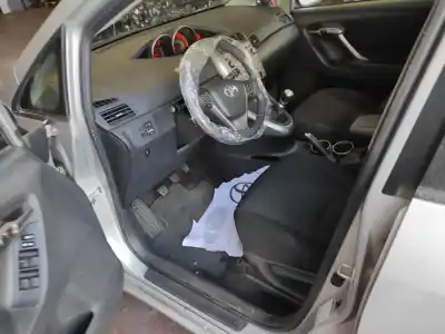 Scrapping Vehicle toyota verso (aur2/zgr2) 1adftv of the year 2010 powered 1adftv