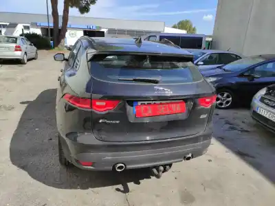 Scrapping Vehicle jaguar f-pace (x761) 3.0 sdv6 awd of the year 2017 powered 306dt