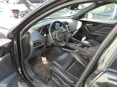 Scrapping Vehicle jaguar f-pace (x761) 3.0 sdv6 awd of the year 2017 powered 306dt