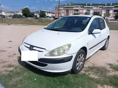 Vehículo de desguace PEUGEOT 307 (S1)  del año 2003 con motor NFU