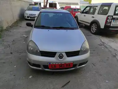 Vehículo de desguace RENAULT CLIO II FASE II (B/CB0)  del año 2006 con motor D7F726