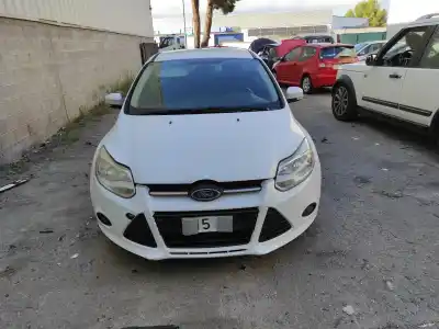 Vehículo de desguace FORD FOCUS BERLINA (CB8)  del año 2012 con motor T3DA
