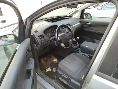 Здавання транспортного засобу ford focus c-max (cap) d-g8da року 2004 потужний g8da