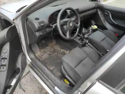 Здавання транспортного засобу seat leon (1m1) 1.9 tdi року 2002 потужний ahf