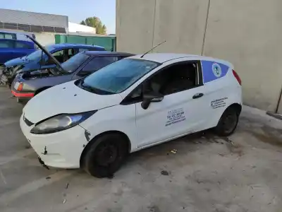 Véhicule à la ferraille ford fiesta vi (cb1, ccn) 1.4 tdci de l'année 2010 alimenté kvja