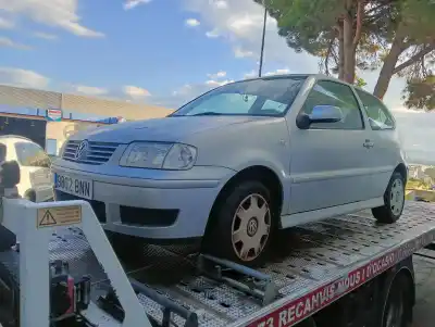 Scrapping Vehicle VOLKSWAGEN POLO BERLINA (6N2)  of the year 1999 powered AUD
