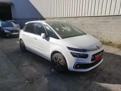 Scrapping Vehicle citroen c4 picasso/spacetourer yh01 of the year 2019 powered yh01
