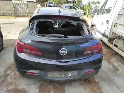 Veículo de Sucata opel astra j gtc a16let do ano 2013 alimentado a16let