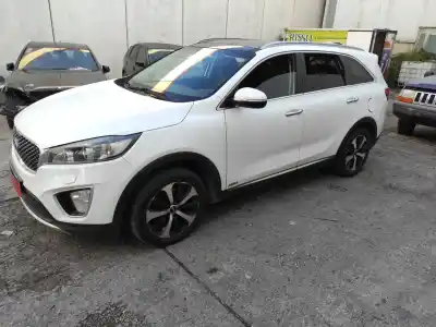 Здавання транспортного засобу kia sorento (um) d4hb року 2015 потужний d4hb