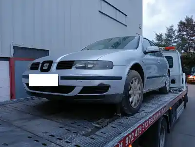 Scrapping Vehicle seat leon (1m1) 1.6 16 v of the year 2001 powered azd