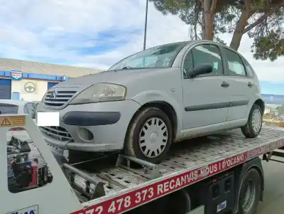 Veicolo di demolizione citroen c3 8hx dell'anno 2004 alimentato 8hx