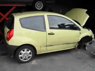 Veículo de Sucata CITROEN C2 (JM_) 1.4 do ano 2003 alimentado KFV(TU3JP)