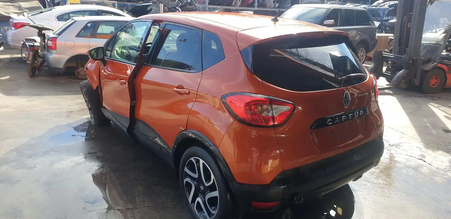 PARASOL IZQUIERDO RENAULT CAPTUR 1.5 DCI 90 - Desguaces Motocoche