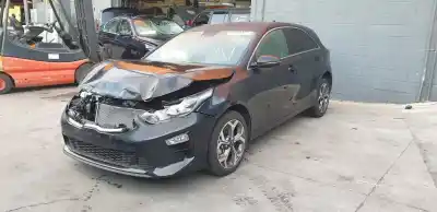Veículo de Sucata KIA CEED (CD) 1.4 T-GDI do ano 2022 alimentado G4LK