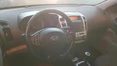 Scrapping Vehicle kia cee´d 1.6 crdi cat of the year 2008 powered d4fb