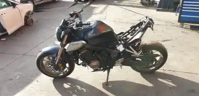 Здавання транспортного засобу honda cb 650r 649 cm3 року 2020 потужний rh01e