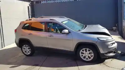 Veículo de Sucata JEEP CHEROKEE 2.0 M-Jet do ano 2013 alimentado 