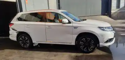 Scrapping Vehicle mitsubishi                                         outlander (gf0)                                                                                                                                                                                                                                            phev kaiteki 4wd                                                                                                                                                                                                                                           of the year 2018 powered 4b11