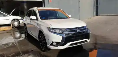 Scrapping Vehicle mitsubishi                                         outlander (gf0)                                                                                                                                                                                                                                            phev kaiteki 4wd                                                                                                                                                                                                                                           of the year 2018 powered 4b11