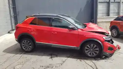 Veicolo di demolizione VOLKSWAGEN T-ROC 1.5 16V TSI ACT dell'anno 2020 alimentato DPC