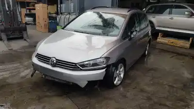 Véhicule à la ferraille volkswagen golf vii sportsvan 2.0 tdi de l'année 2014 alimenté crl