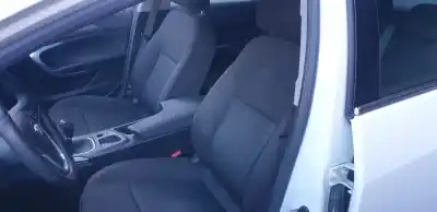 Vehicul casat opel insignia berlina 2.0 16v cdti al anului 2009 alimentat a20dth