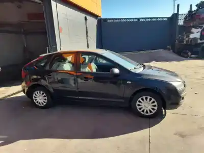 Veículo de Sucata FORD FOCUS BERLINA (CAP) 1.6 TDCi CAT do ano 2005 alimentado HHDA