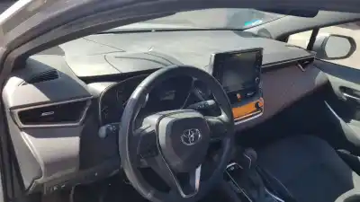 Scrapping Vehicle toyota corolla (e21) sedan 1.8 16v hybrid of the year 2019 powered 2zr