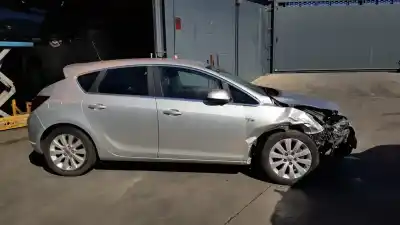 Здавання транспортного засобу OPEL ASTRA J (P10) 1.7 CDTI (68) року 2012 потужний A17DTR