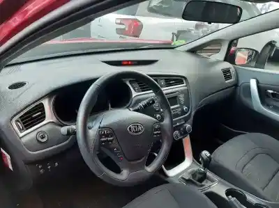 Scrapping Vehicle kia ceed concept of the year 2018 powered g3lc