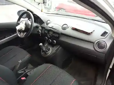 Утилизация автомобиля mazda 2 lim. (de) 1.3 active года 2013 питание zjve
